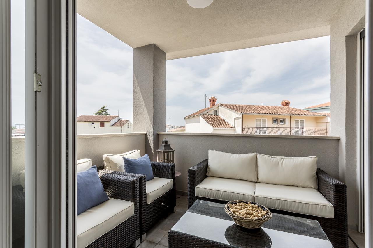 Luxury 3 Bed Apartment, Large Terrace, Pool, Close To Beach And Split! Podstrana Exteriér fotografie